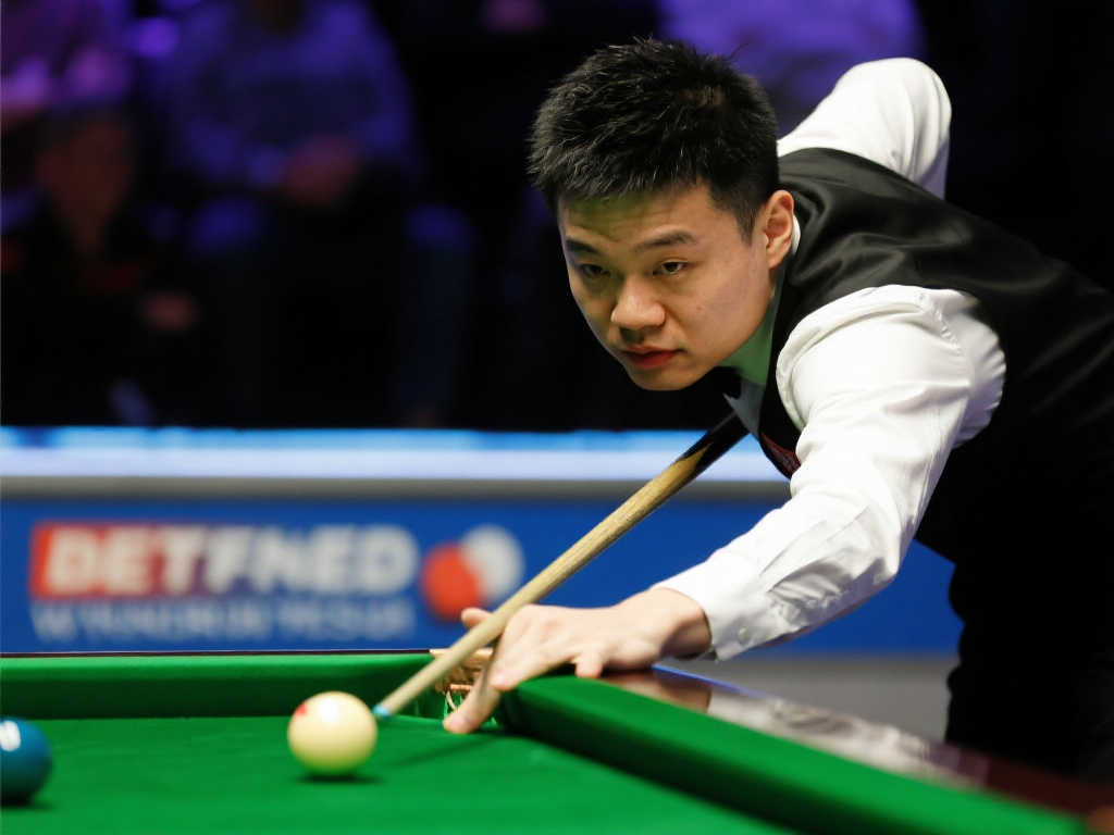 但图赫尔似 但图赫尔似